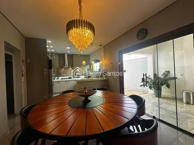 Casa com 732m² 3 quartos e 3 banheiros, à venda, no bairro Jardim Ipiranga em Americana