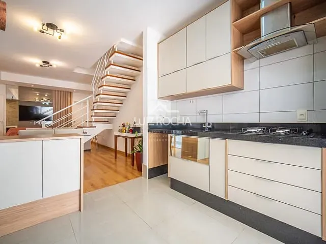 Casa com 118m² 3 quartos e 3 banheiros, à venda, no bairro Chácara Pavoeiro em Cotia