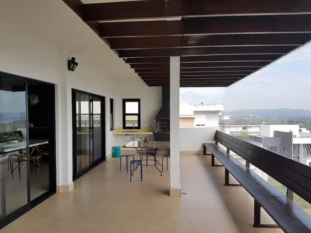 Casa com 450m² 3 quartos e 3 banheiros, à venda, no bairro Condomínio Residencial Jaguary em São José dos Campos