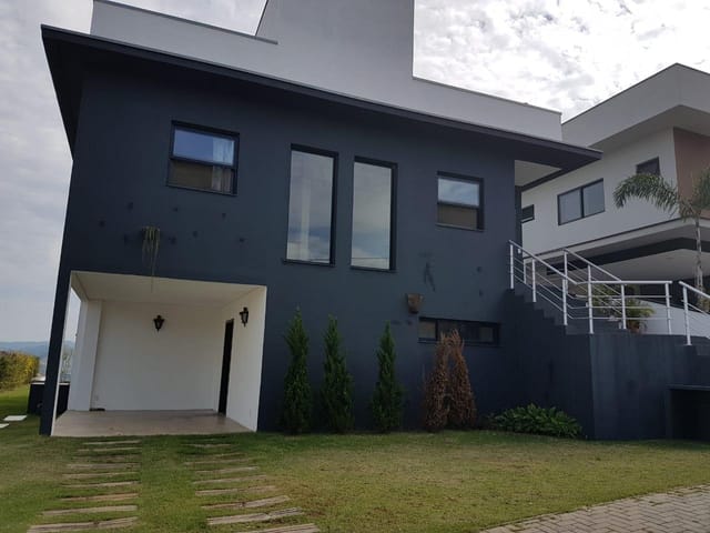 Casa com 450m² 3 quartos e 3 banheiros, à venda, no bairro Condomínio Residencial Jaguary em São José dos Campos