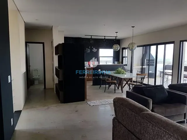 Casa com 450m² 3 quartos e 3 banheiros, à venda ou para alugar, no bairro Condomínio Residencial Jaguary em São José dos Campos