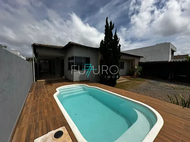 Casa 4 quartos e 5 banheiros, para alugar, no bairro Setor Habitacional Jardim Botânico em Brasília