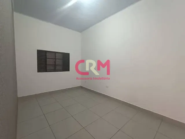 Casa com 487m² 2 quartos e 1 banheiro, à venda, no bairro Centro em Taquaritinga