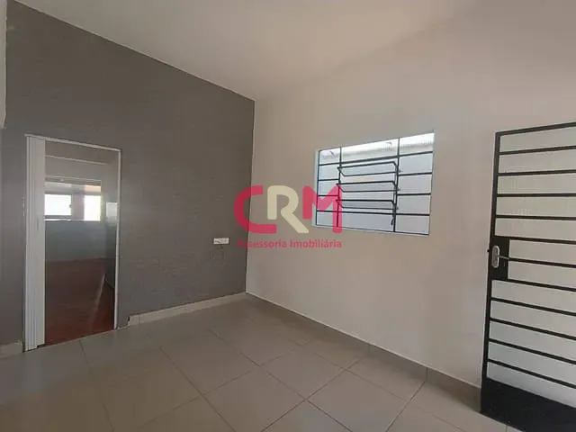 Casa com 487m² 2 quartos e 1 banheiro, à venda, no bairro Centro em Taquaritinga