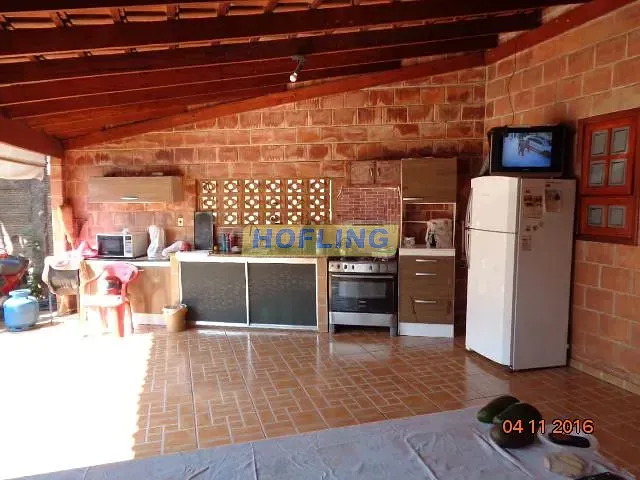 Casa com 630m² 2 quartos e 1 banheiro, à venda, no bairro Jardim Centenário em Rio Claro