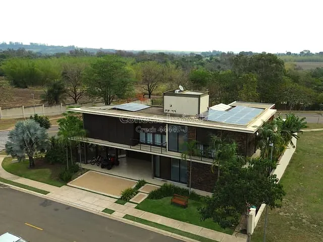 Casa com 650m² 4 quartos e 6 banheiros, à venda, no bairro Condomínio Tamboré em Jaguariúna