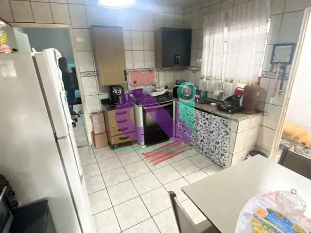 Casa 2 quartos e 1 banheiro, à venda, no bairro Jardim das Flores em Osasco
