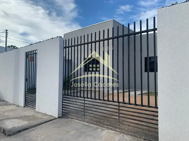 Casa com 250m² 3 quartos e 2 banheiros, à venda, no bairro Jardim Imperial II em Cuiabá