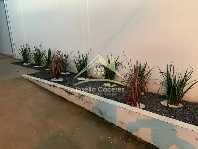 Casa com 250m² 3 quartos e 2 banheiros, à venda, no bairro Jardim Imperial II em Cuiabá
