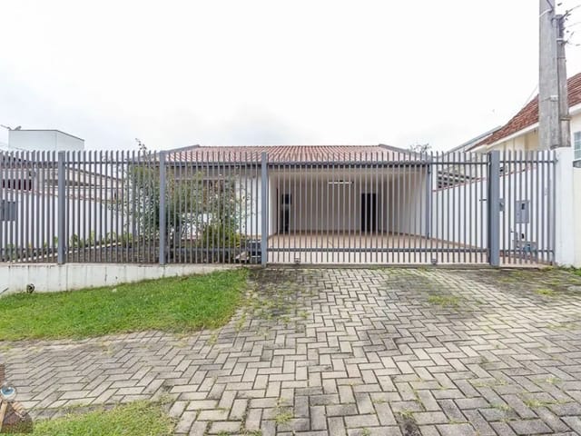 Casa com 462m² 3 quartos e 4 banheiros, à venda, no bairro Bom Retiro em Curitiba