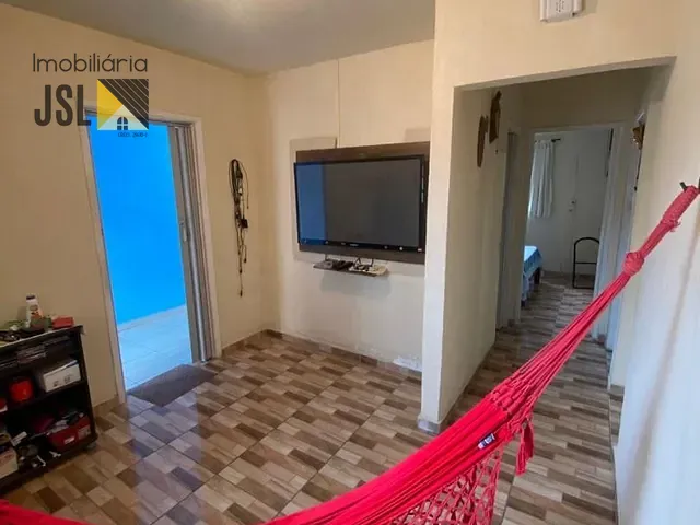 Casa com 195m² 2 quartos e 2 banheiros, à venda, no bairro Jardim São José em Caçapava