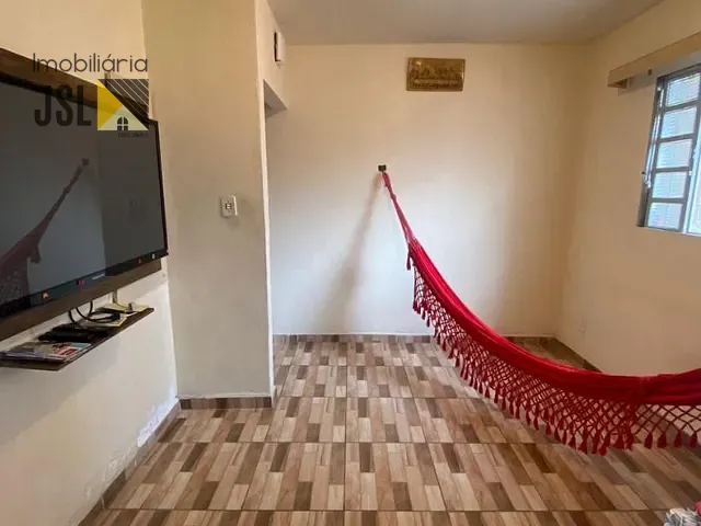 Casa com 195m² 2 quartos e 2 banheiros, à venda, no bairro Jardim São José em Caçapava