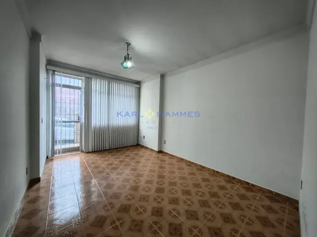Casa 3 quartos e 1 banheiro, para alugar, no bairro Morin em Petrópolis