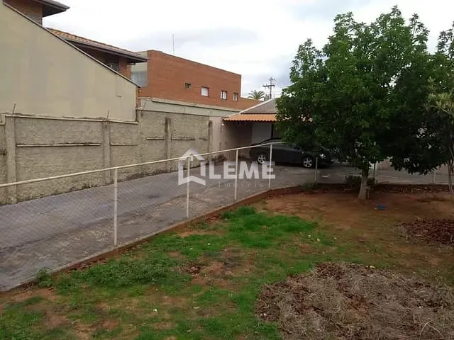 Casa com 1350m² 5 quartos e 4 banheiros, à venda, no bairro Jardim Lavínia em Mococa