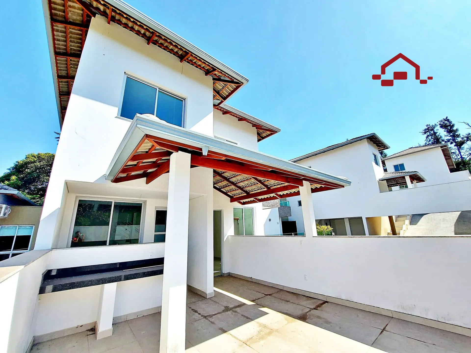 Casa, 4 quartos, 190 m² - Foto 1