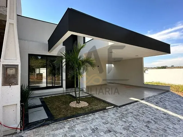 Casa com 250m² 3 quartos e 2 banheiros, à venda, no bairro Condomínio Residencial Green Park em Pedreira