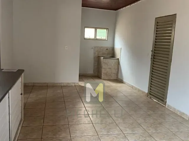 Casa com 447m² 4 quartos e 3 banheiros, à venda, no bairro Jardim Cristina em Serrana