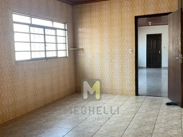 Casa com 447m² 4 quartos e 3 banheiros, à venda, no bairro Jardim Cristina em Serrana
