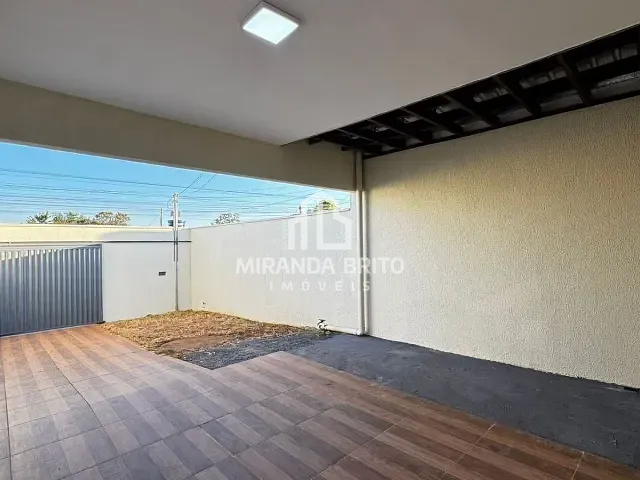 Casa 2 quartos e 2 banheiros, à venda, no bairro Setor Maysa em Trindade