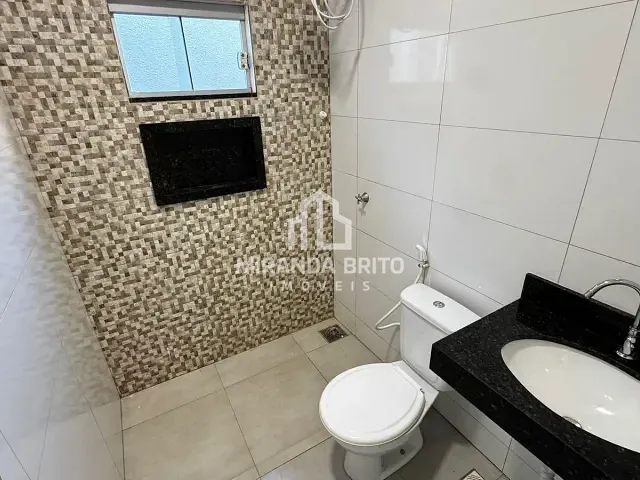 Casa 2 quartos e 2 banheiros, à venda, no bairro Setor Maysa em Trindade