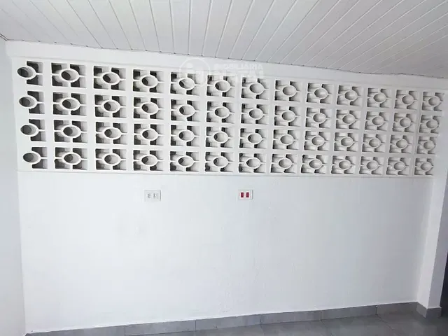 Casa com 110m², para alugar, no bairro Marumbi em Londrina