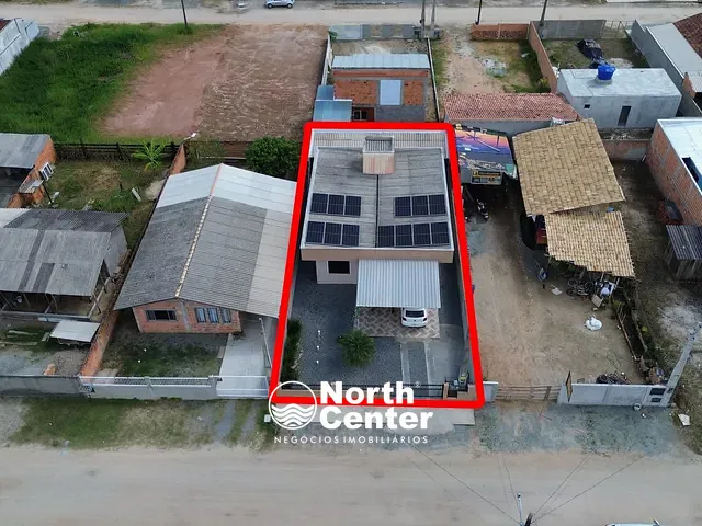 Casa com 275m² 3 quartos e 2 banheiros, à venda, no bairro Pinheiros em Balneário Barra do Sul
