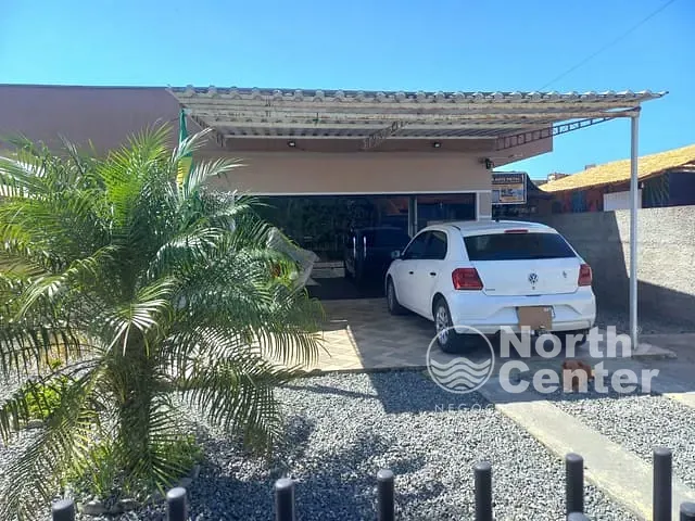 Casa com 275m² 3 quartos e 2 banheiros, à venda, no bairro Pinheiros em Balneário Barra do Sul