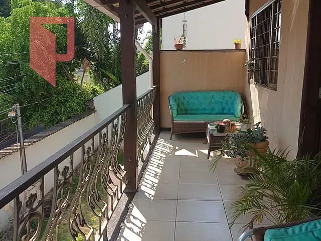 Casa com 639m² 5 quartos e 3 banheiros, à venda, no bairro Caiçaras em Belo Horizonte