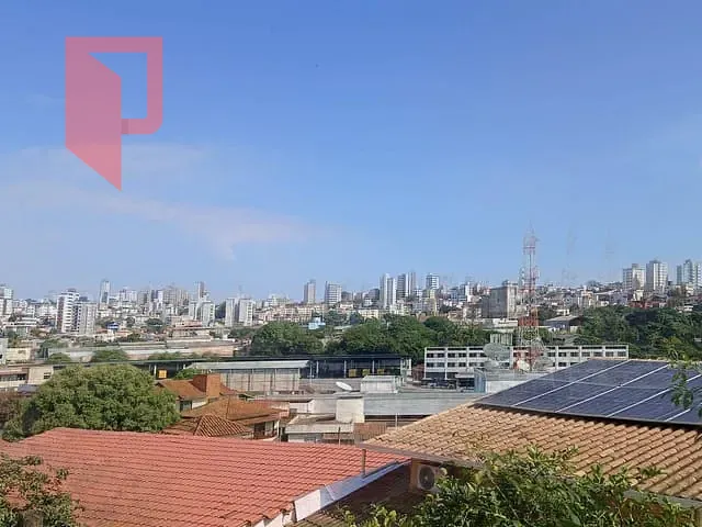 Casa com 639m² 5 quartos e 3 banheiros, à venda, no bairro Caiçaras em Belo Horizonte