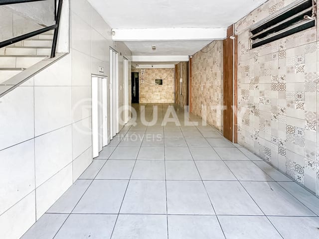 Casa 3 quartos e 4 banheiros, à venda, no bairro Monte Castelo em Fortaleza