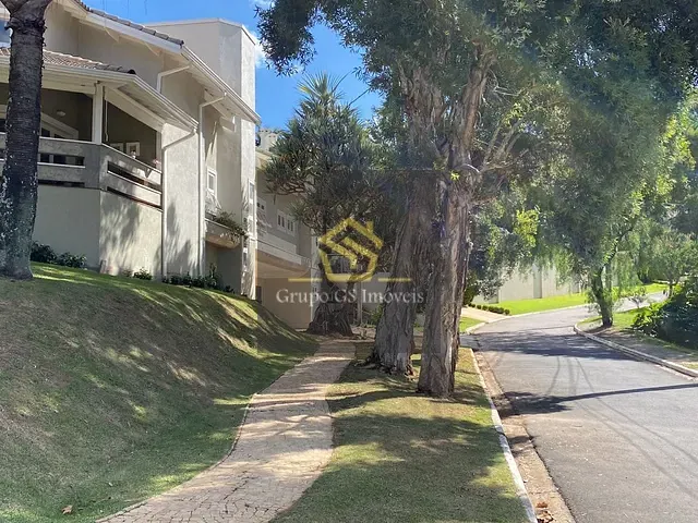 Casa com 1210m² 4 quartos e 5 banheiros, para alugar, no bairro Vista Alegre em Vinhedo