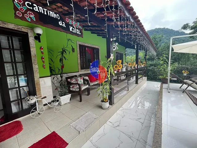 Casa com 580m² 2 quartos e 3 banheiros, à venda, no bairro Limoeiro em Guapimirim