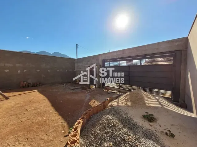 Casa com 250m² 3 quartos e 1 banheiro, à venda, no bairro Jardim Portal Sol em Andradas