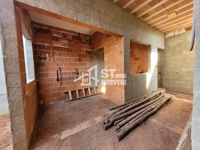 Casa com 250m² 3 quartos e 1 banheiro, à venda, no bairro Jardim Portal Sol em Andradas