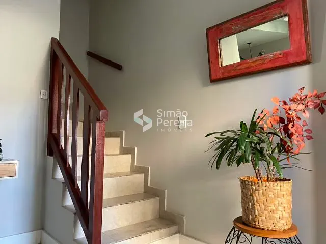 Casa 3 quartos e 3 banheiros, à venda, no bairro Ogiva em Cabo Frio
