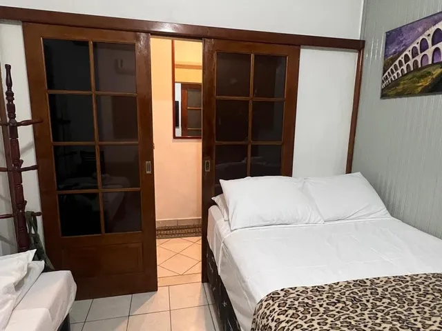 Casa 2 quartos e 1 banheiro, à venda, no bairro Copacabana em Rio de Janeiro