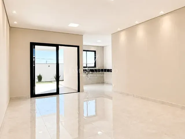 Casa 3 quartos e 5 banheiros, à venda, no bairro Porteira Preta em Mogi das Cruzes