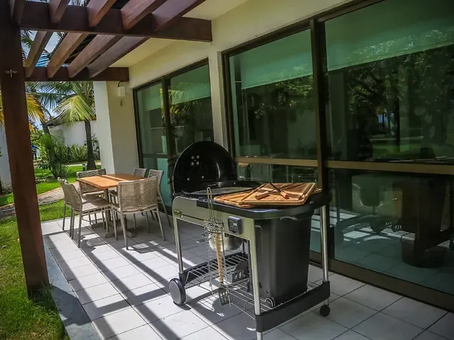 Casa com 130m² 4 quartos e 1 banheiro, à venda, no bairro Muro Alto em Ipojuca