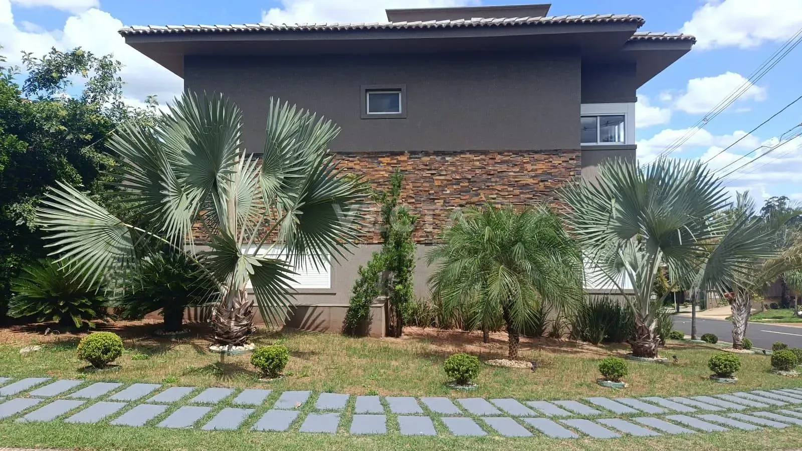 Casa, 4 quartos, 380 m² - Foto 2
