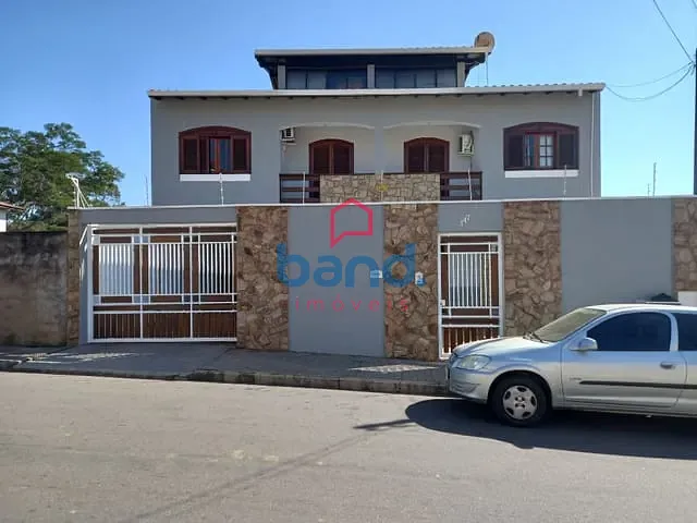 Casa com 381m² 3 quartos e 6 banheiros, à venda, no bairro Jardim Morumbi em Porto Feliz