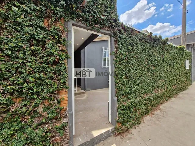 Casa 3 quartos e 1 banheiro, à venda, no bairro Vila Cordeiro em Bauru