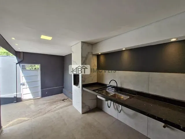 Casa 3 quartos e 1 banheiro, à venda, no bairro Vila Cordeiro em Bauru