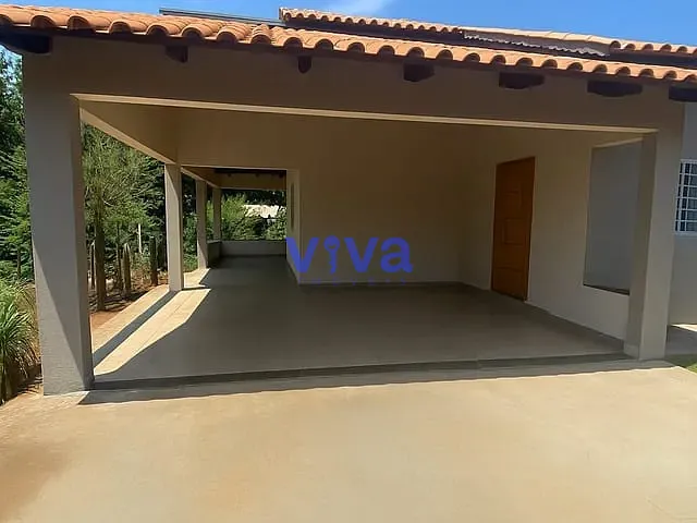 Casa com 1000m² 3 quartos e 2 banheiros, à venda, no bairro JARDIM IMPERIAL em Aragoiânia