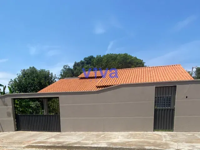 Casa com 1000m² 3 quartos e 2 banheiros, à venda, no bairro JARDIM IMPERIAL em Aragoiânia