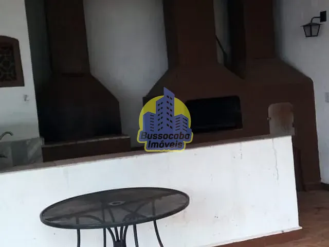 Casa com 2000m² 5 quartos e 3 banheiros, à venda ou para alugar, no bairro Três Montanhas em Osasco