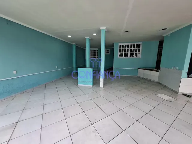 Casa com 409m² 5 quartos e 6 banheiros, à venda, no bairro Campo Grande em Rio de Janeiro