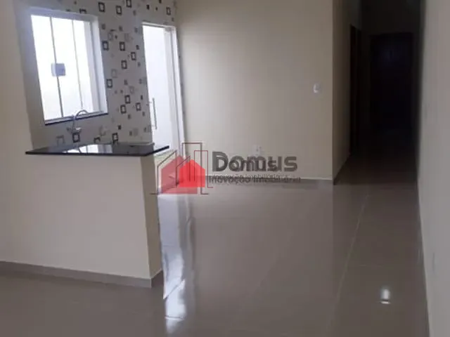 Casa com 125m², à venda, no bairro Residencial e Comercial Cidade Jardim em Pindamonhangaba