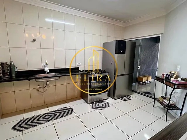Casa com 150m² 3 quartos e 2 banheiros, à venda, no bairro Parque Nova Carioba em Americana