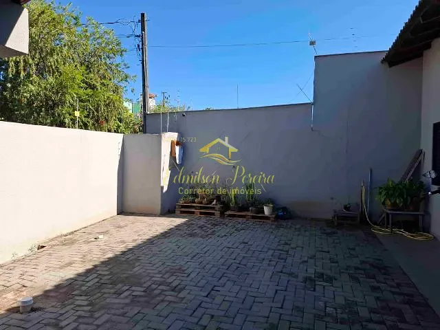 Casa com 146m² 3 quartos e 2 banheiros, à venda, no bairro Jardim Belo Horizonte em Londrina