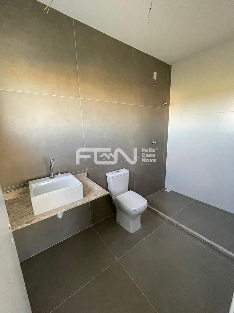 Casa à venda com 4 quartos, 206m² - Foto 6